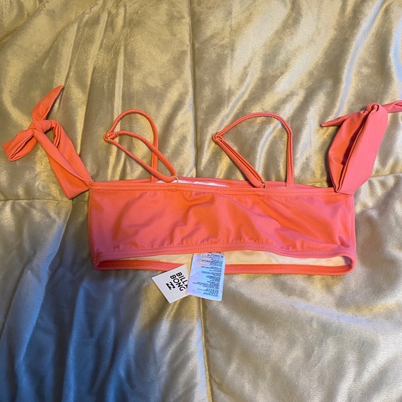 NWT Billabong Girls Swim Top size 12 - Picture 2 of 3